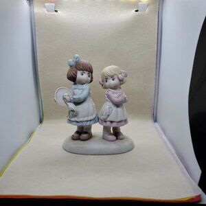 1992 Enesco Sisters best “Friends Through Troubled Waters” Figurine 772348